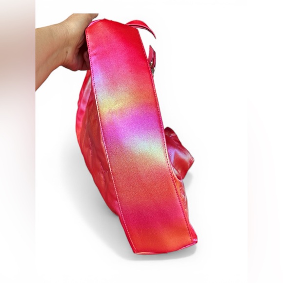 Paris Hilton Quilted Shoulder Bag with Chain Straps NWT 16.5" W x 14.2"H x 3.7"D - Picture 3 of 6